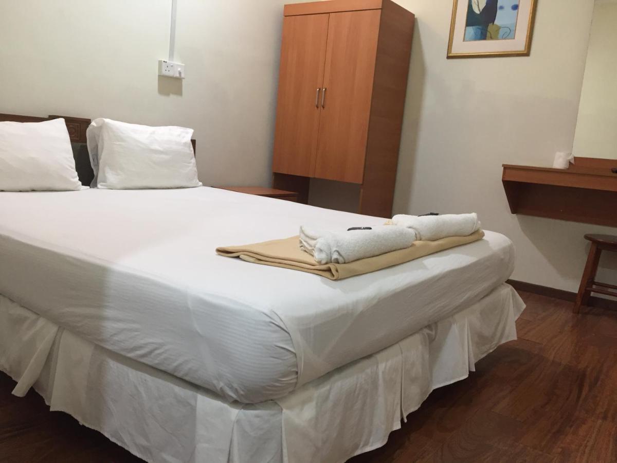 Hotel Sri Malim Танджунґ-Малім Екстер'єр фото